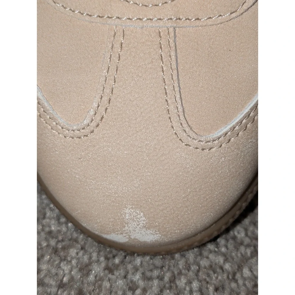 J. Crew Lace Up Sneakers Tan Suede Gum Sole Women's Size‎ 8.5 NWT Flaw $108